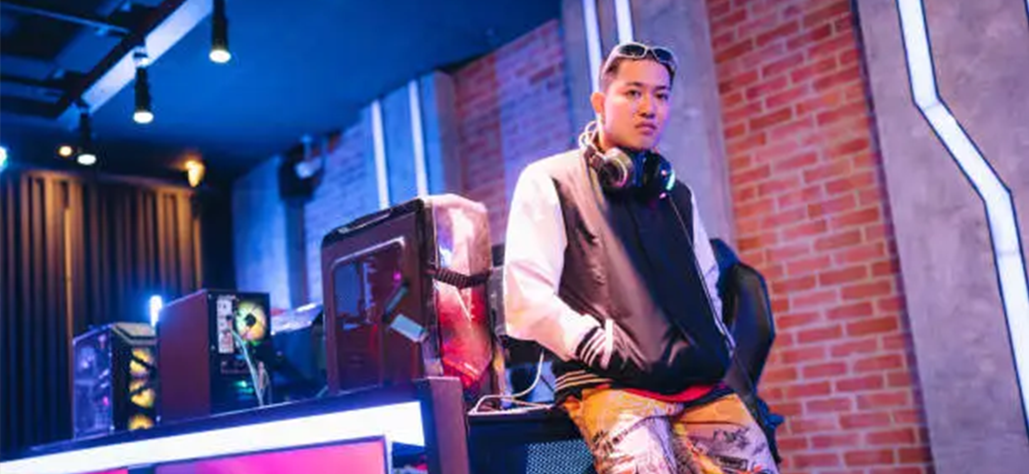 IM电竞获奖员工风采展示