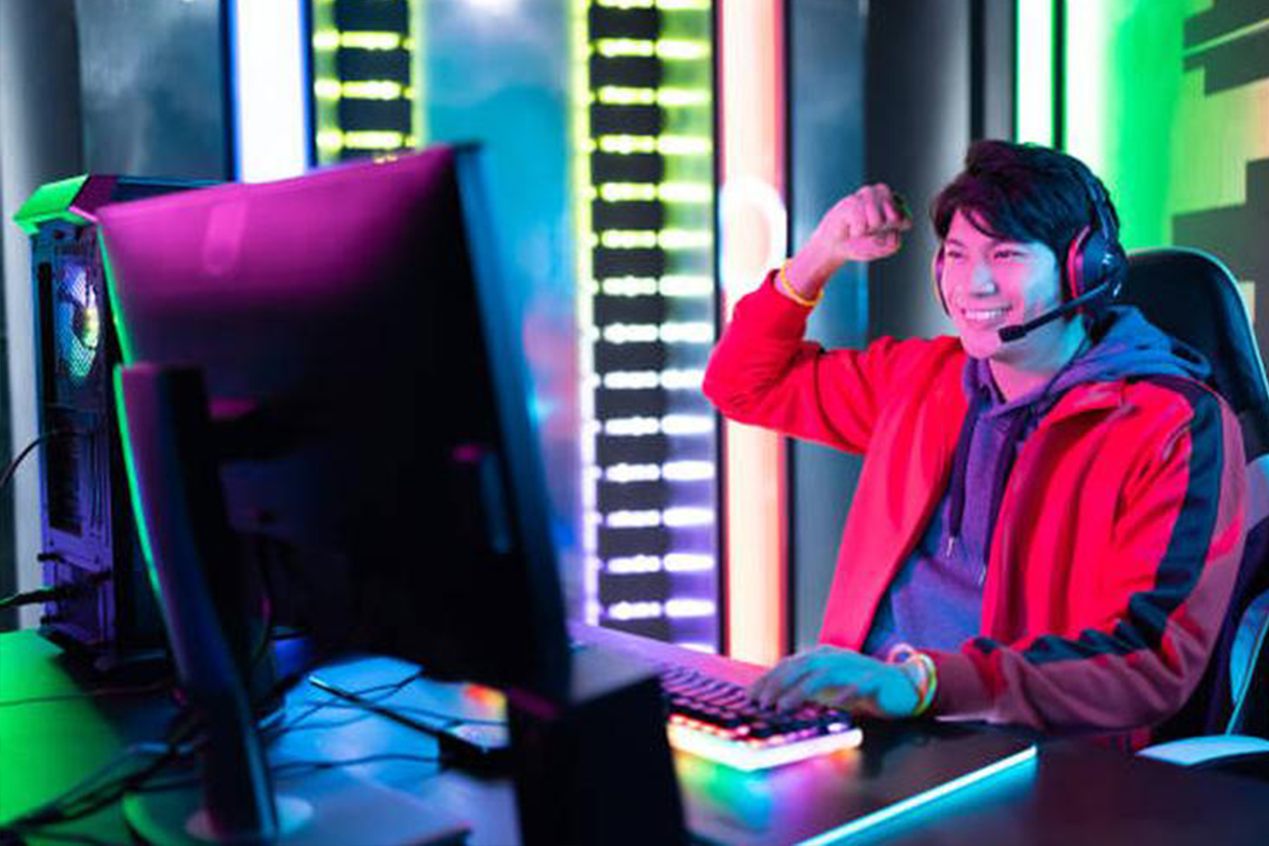 “不学礼，无以立” |IM电竞文化产业集团开展商务礼仪主题培训